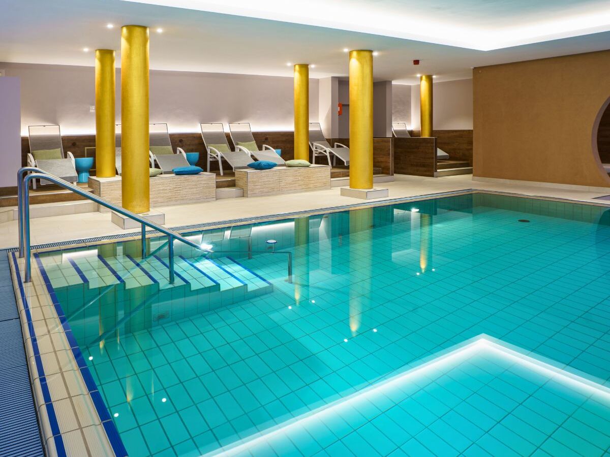 AMBER Hotels